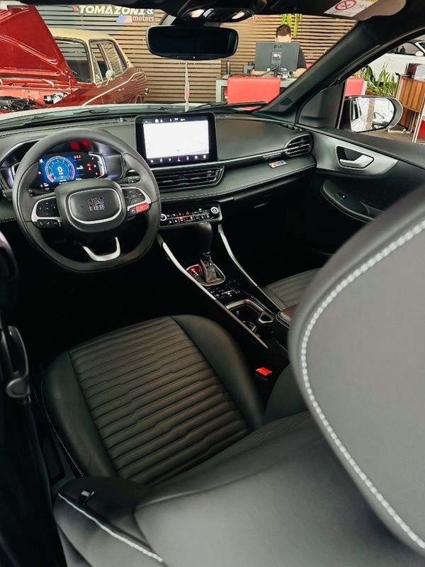 Fiat FASTBACK 1.3 TURBO 270 FLEX LIMITED EDITION AT6 2023/2023 CASTELLAN E TOMAZONI MOTORS CAXIAS DO SUL / Carros no Vale