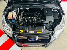 Ford FOCUS 1.6 S 16V FLEX 4P POWERSHIFT 2014/2015 CASTELLAN E TOMAZONI MOTORS CAXIAS DO SUL / Carros no Vale