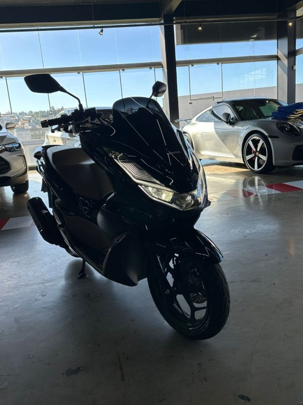 Honda PCX DLX ABS 2025/2025 CASTELLAN E TOMAZONI MOTORS CAXIAS DO SUL / Carros no Vale