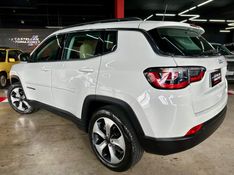 JEEP COMPASS 2.0 16V FLEX LONGITUDE AUTOMÁTICO 2017/2017 CASTELLAN E TOMAZONI MOTORS CAXIAS DO SUL / Carros no Vale