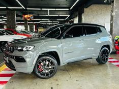 JEEP COMPASS 2.0 HURRICANE 4 TURBO GASOLINA BLACKHAWK AT9 2024/2025 CASTELLAN E TOMAZONI MOTORS CAXIAS DO SUL / Carros no Vale