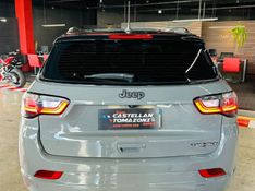 JEEP COMPASS 2.0 HURRICANE 4 TURBO GASOLINA BLACKHAWK AT9 2024/2025 CASTELLAN E TOMAZONI MOTORS CAXIAS DO SUL / Carros no Vale