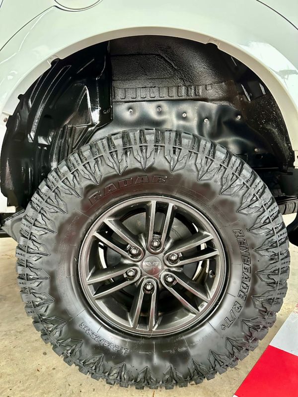 Mitsubishi L200 TRITON 3.2 HPE 4X4 CD 16V TURBO INTERCOOLER DIESEL 4P AUTOMÁTICO 2014/2015 CASTELLAN E TOMAZONI MOTORS CAXIAS DO SUL / Carros no Vale