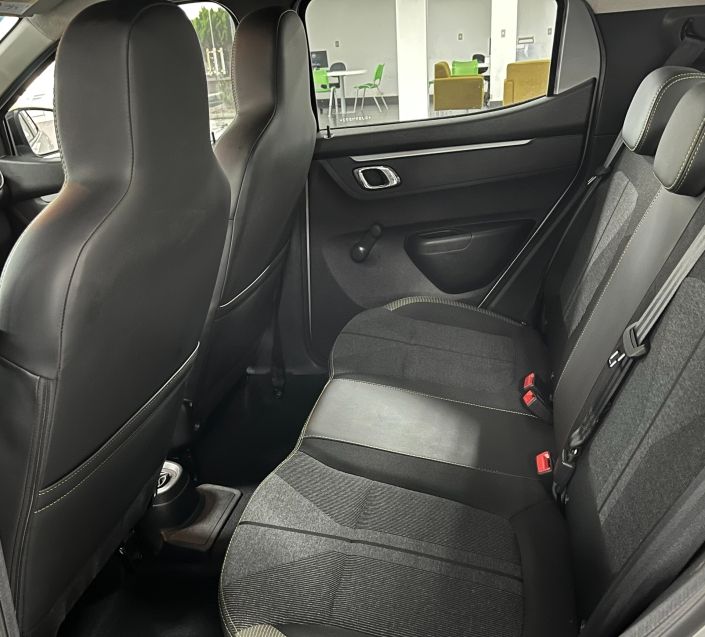 Renault KWID 1.0 12V SCE FLEX OUTSIDER MANUAL 2024/2025 DRSUL SEMINOVOS CAXIAS DO SUL – LAJEADO – SANTA CRUZ DO SUL / Carros no Vale