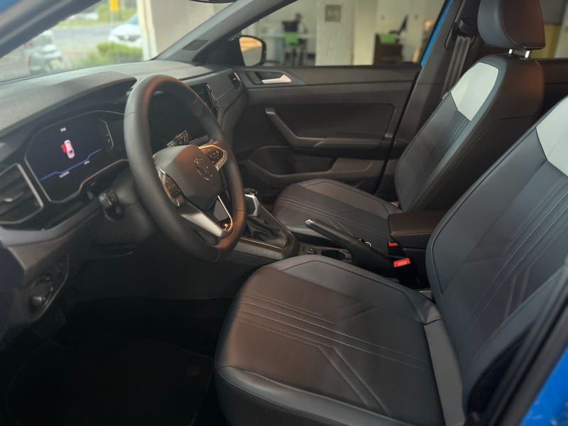 Volkswagen NIVUS 1.0 200 TSI TOTAL FLEX HIGHLINE AUTOMÁTICO 2025/2025 DRSUL SEMINOVOS CAXIAS DO SUL – LAJEADO – SANTA CRUZ DO SUL / Carros no Vale