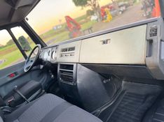 Mercedes-Benz 710 MB 710 Plus 2p Graneleira 2008/2009 CAMINHÕES & CAMIONETAS PASSO FUNDO / Carros no Vale
