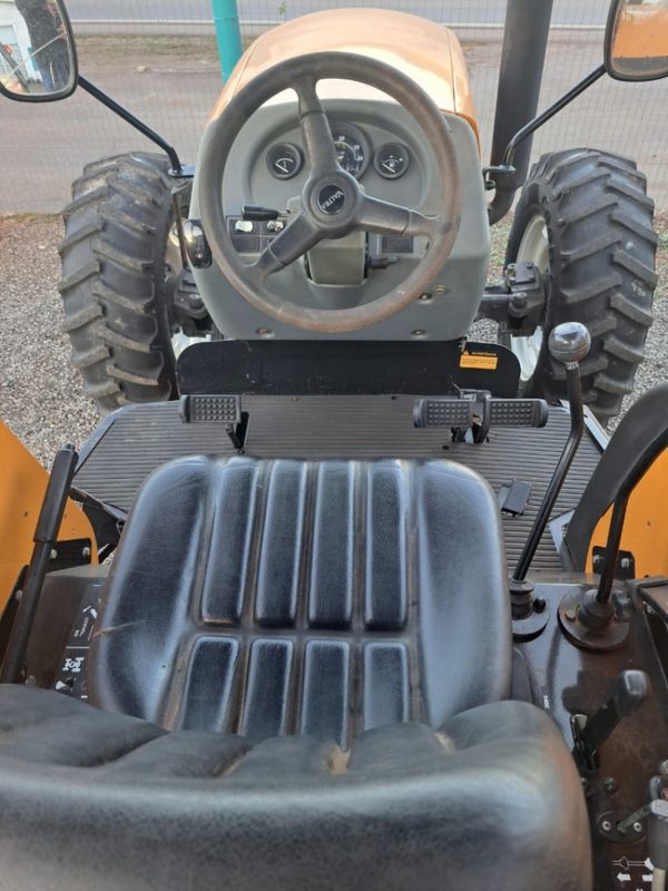 Valtra Trator A 750 A 750-4×4 2018/2018 CAMINHÕES & CAMIONETAS PASSO FUNDO / Carros no Vale