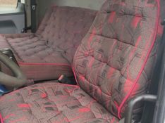 Volkswagen 31-330 E Constel 6×4 Reduzido 2013/2013 CAMINHÕES & CAMIONETAS PASSO FUNDO / Carros no Vale
