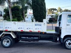Volkswagen 8-150E Delivery 4X2 VW 8-150 E Worker Caçamba 2004/2004 CAMINHÕES & CAMIONETAS PASSO FUNDO / Carros no Vale