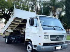 Volkswagen 8-150E Delivery 4X2 VW 8-150 E Worker Caçamba 2004/2004 CAMINHÕES & CAMIONETAS PASSO FUNDO / Carros no Vale