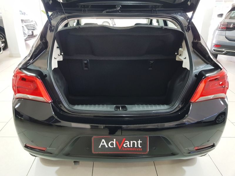 Chevrolet ONIX 1.4 MPFI LTZ 8V FLEX 4P AUTOMÁTICO 2018/2018 ADVANT AUTOMÓVEIS CAXIAS DO SUL / Carros no Vale