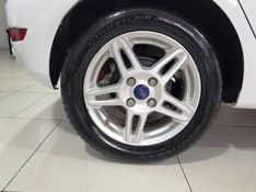 Ford FIESTA 1.6 TI-VCT FLEX SEL POWERSHIFT 2018/2018 ADVANT AUTOMÓVEIS CAXIAS DO SUL / Carros no Vale