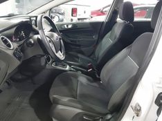 Ford FIESTA 1.6 TI-VCT FLEX SEL POWERSHIFT 2018/2018 ADVANT AUTOMÓVEIS CAXIAS DO SUL / Carros no Vale