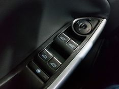 Ford FOCUS 2.0 TITANIUM PLUS SEDAN 16V FLEX 4P POWERSHIFT 2015/2015 ADVANT AUTOMÓVEIS CAXIAS DO SUL / Carros no Vale