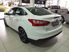 Ford FOCUS 2.0 TITANIUM PLUS SEDAN 16V FLEX 4P POWERSHIFT 2015/2015 ADVANT AUTOMÓVEIS CAXIAS DO SUL / Carros no Vale