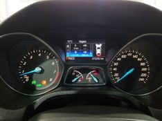Ford FOCUS 2.0 TITANIUM PLUS SEDAN 16V FLEX 4P POWERSHIFT 2015/2015 ADVANT AUTOMÓVEIS CAXIAS DO SUL / Carros no Vale