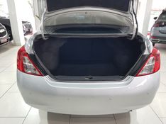 Nissan VERSA 1.6 16V FLEX SL 4P MANUAL 2013/2014 ADVANT AUTOMÓVEIS CAXIAS DO SUL / Carros no Vale