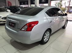 Nissan VERSA 1.6 16V FLEX SL 4P MANUAL 2013/2014 ADVANT AUTOMÓVEIS CAXIAS DO SUL / Carros no Vale