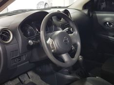 Nissan VERSA 1.6 16V FLEX SL 4P MANUAL 2013/2014 ADVANT AUTOMÓVEIS CAXIAS DO SUL / Carros no Vale