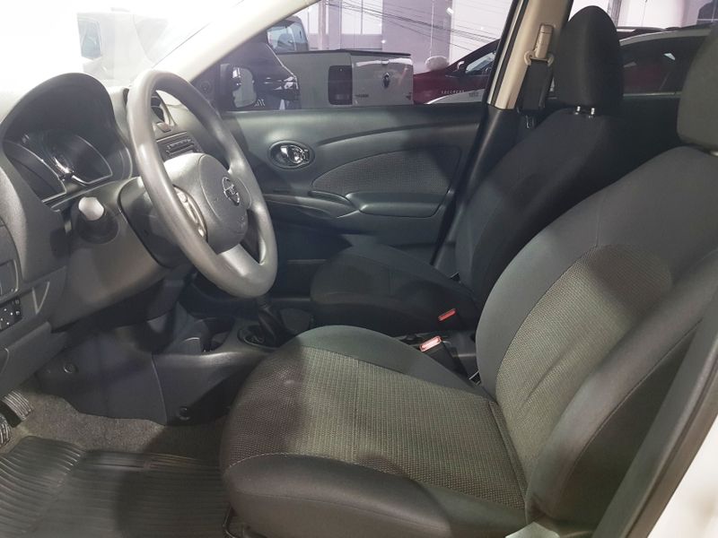 Nissan VERSA 1.6 16V FLEX SL 4P MANUAL 2013/2014 ADVANT AUTOMÓVEIS CAXIAS DO SUL / Carros no Vale