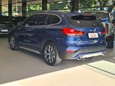 BMW X1 2.0 16V TURBO ACTIVEFLEX SDRIVE20I X-LINE 4P AUTOMÁTICO 2021/2022 CARRO DEZ NOVO HAMBURGO / Carros no Vale