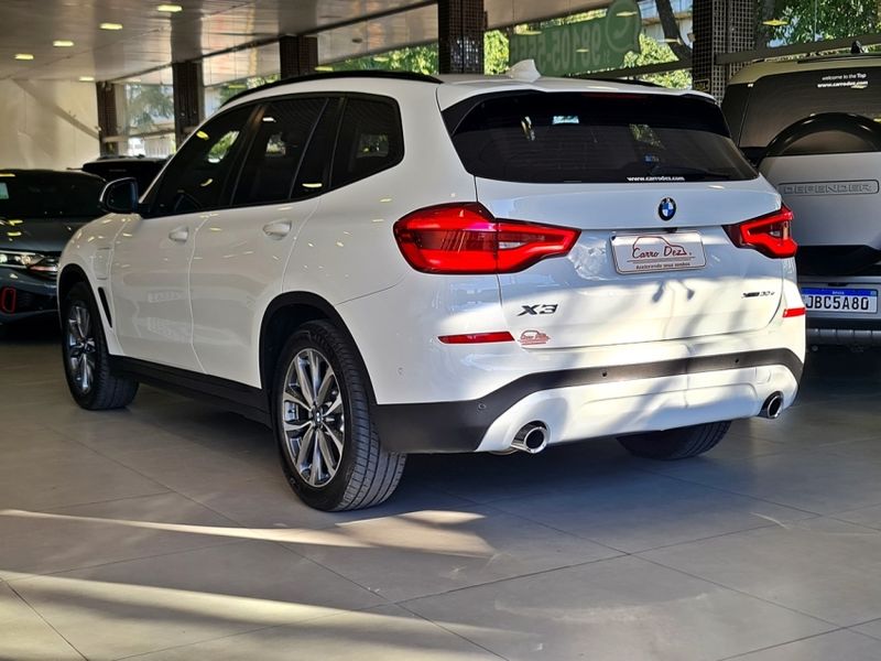 BMW X3 2.0 16V HÍBRIDO XDRIVE30E STEPTRONIC 2021/2021 CARRO DEZ NOVO HAMBURGO / Carros no Vale