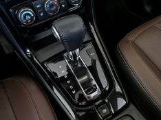 Chevrolet CAPTIVA 2.4 SIDI 16V GASOLINA 4P AUTOMÁTICO 2015/2016 CARRO DEZ NOVO HAMBURGO / Carros no Vale