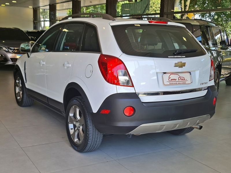 Chevrolet CAPTIVA 2.4 SIDI 16V GASOLINA 4P AUTOMÁTICO 2015/2016 CARRO DEZ NOVO HAMBURGO / Carros no Vale