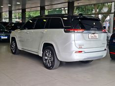 JEEP COMMANDER 2.0 TD380 TURBO DIESEL OVERLAND AT9 2022/2022 CARRO DEZ NOVO HAMBURGO / Carros no Vale
