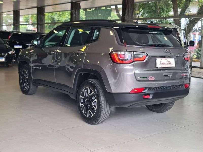 JEEP COMPASS 2.0 16V DIESEL TRAILHAWK 4X4 AUTOMÁTICO 2017/2018 CARRO DEZ NOVO HAMBURGO / Carros no Vale