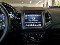 JEEP COMPASS 2.0 16V FLEX LONGITUDE AUTOMÁTICO 2019/2019 CARRO DEZ NOVO HAMBURGO / Carros no Vale