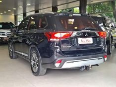 Mitsubishi OUTLANDER 2.0 MIVEC GASOLINA HPE AUTOMÁTICO 2019/2019 CARRO DEZ NOVO HAMBURGO / Carros no Vale