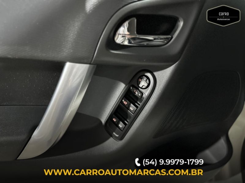 Citroen C3 1.6 EXCLUSIVE 16V FLEX 4P MANUAL 2013/2014 CARRO AUTOMARCAS CAXIAS DO SUL / Carros no Vale
