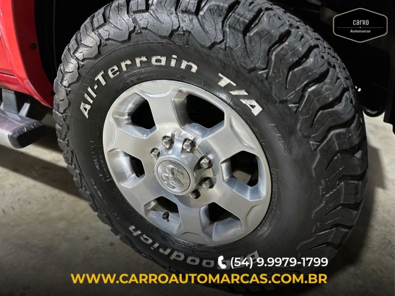 Ram 2500 6.7 LARAMIE 4X4 CD I6 TURBO DIESEL 4P AUTOMÁTICO 2016/2017 CARRO AUTOMARCAS CAXIAS DO SUL / Carros no Vale