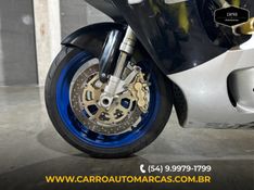 Suzuki Gsr Gsxr 750 1998/1998 CARRO AUTOMARCAS CAXIAS DO SUL / Carros no Vale