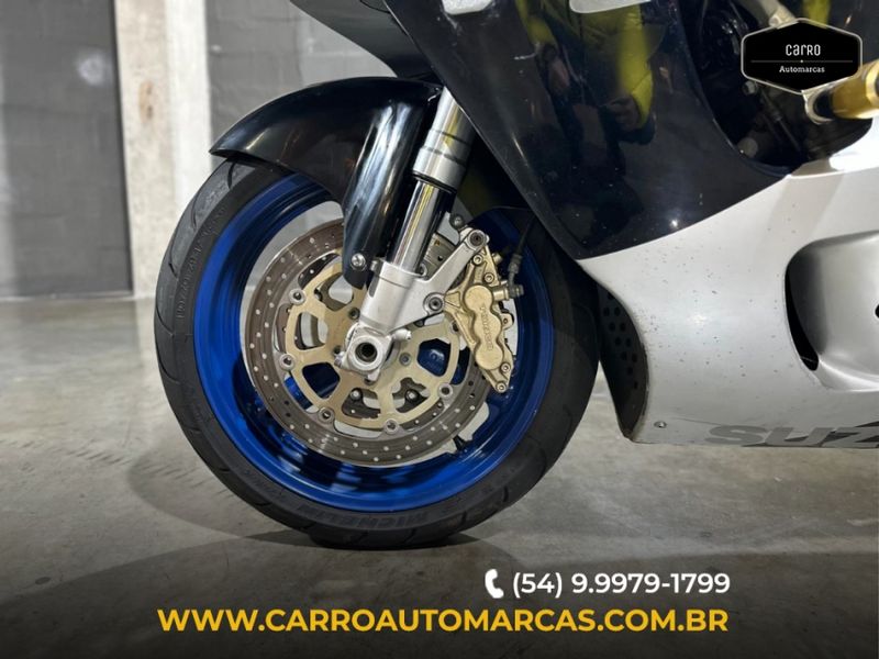 Suzuki Gsr Gsxr 750 1998/1998 CARRO AUTOMARCAS CAXIAS DO SUL / Carros no Vale