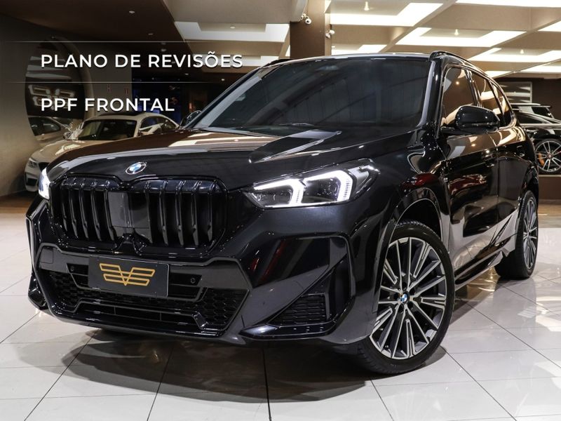 BMW X1 2.0 16V TURBO GASOLINA SDRIVE20I M SPORT STEPTRONIC 2024/2025 VIA BELLA VEÍCULOS ESPECIAIS CAXIAS DO SUL / Carros no Vale