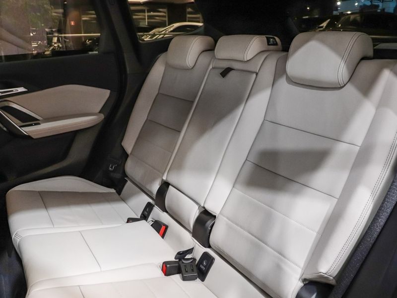 BMW X1 2.0 16V TURBO GASOLINA SDRIVE20I M SPORT STEPTRONIC 2024/2025 VIA BELLA VEÍCULOS ESPECIAIS CAXIAS DO SUL / Carros no Vale