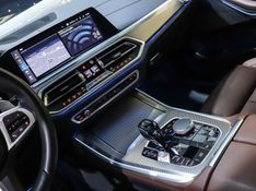 BMW X5 3.0 I6 TURBO HÍBRIDO XDRIVE45E M SPORT AUTOMÁTICO 2020/2021 VIA BELLA VEÍCULOS ESPECIAIS CAXIAS DO SUL / Carros no Vale