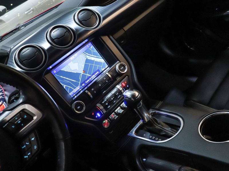Ford MUSTANG 5.0 V8 TI-VCT GASOLINA MACH 1 SELECTSHIFT 2021/2021 VIA BELLA VEÍCULOS ESPECIAIS CAXIAS DO SUL / Carros no Vale