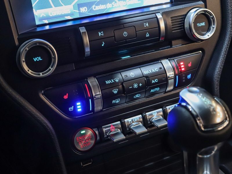Ford MUSTANG 5.0 V8 TI-VCT GASOLINA MACH 1 SELECTSHIFT 2021/2021 VIA BELLA VEÍCULOS ESPECIAIS CAXIAS DO SUL / Carros no Vale