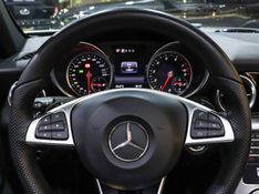 Mercedes-Benz SLC 300 2.0 CGI GASOLINA 9G-TRONIC 2016/2017 VIA BELLA VEÍCULOS ESPECIAIS CAXIAS DO SUL / Carros no Vale