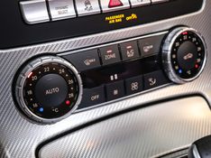 Mercedes-Benz SLC 300 2.0 CGI GASOLINA 9G-TRONIC 2016/2017 VIA BELLA VEÍCULOS ESPECIAIS CAXIAS DO SUL / Carros no Vale