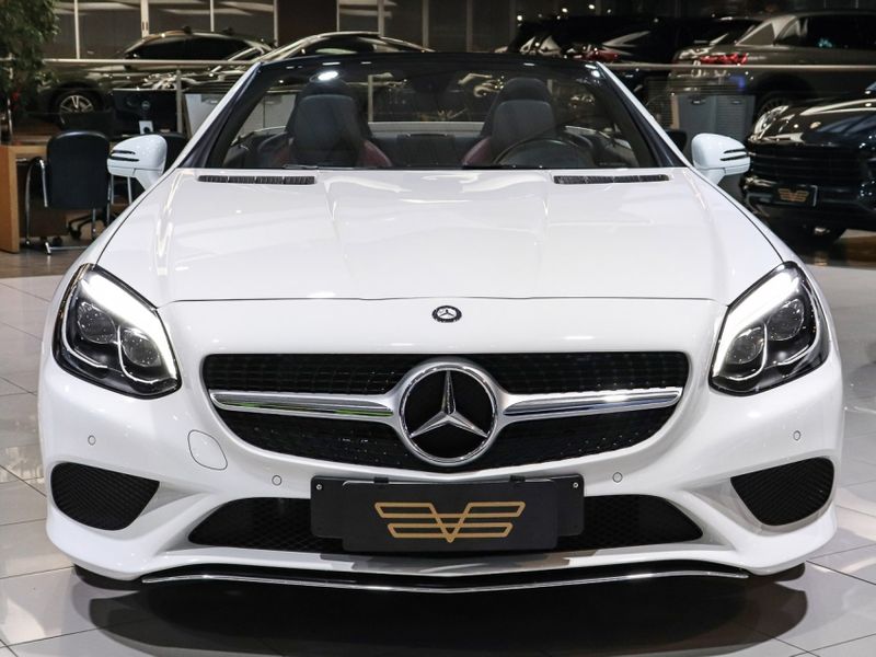 Mercedes-Benz SLC 300 2.0 CGI GASOLINA 9G-TRONIC 2016/2017 VIA BELLA VEÍCULOS ESPECIAIS CAXIAS DO SUL / Carros no Vale