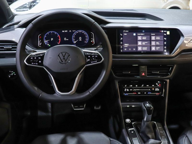 Volkswagen TAOS 1.4 250 TSI TOTAL FLEX HIGHLINE AUTOMÁTICO 2024/2024 VIA BELLA VEÍCULOS ESPECIAIS CAXIAS DO SUL / Carros no Vale