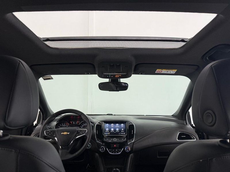 CHEVROLET CRUZE HATCH RS 1.4 TURBO 2023 SÓ MOTOS E AUTOMÓVEIS SANTA CRUZ DO SUL / Carros no Vale