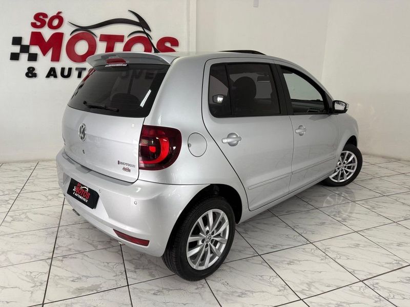 VOLKSWAGEN FOX GII HIGHLINE 1.6 2014 SÓ MOTOS E AUTOMÓVEIS SANTA CRUZ DO SUL / Carros no Vale