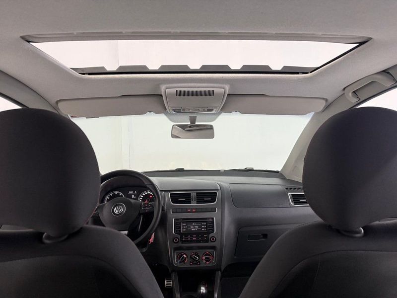 VOLKSWAGEN FOX GII HIGHLINE 1.6 2014 SÓ MOTOS E AUTOMÓVEIS SANTA CRUZ DO SUL / Carros no Vale