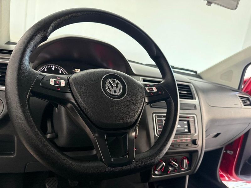 VOLKSWAGEN FOX TRENDLINE 1.0 2017 SÓ MOTOS E AUTOMÓVEIS SANTA CRUZ DO SUL / Carros no Vale