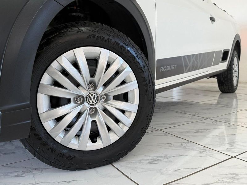 VOLKSWAGEN SAVEIRO ROBUST CS 1.6 2023 SÓ MOTOS E AUTOMÓVEIS SANTA CRUZ DO SUL / Carros no Vale